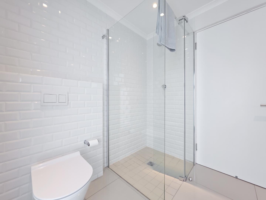 To Let 4 Bedroom Property for Rent in Oranjezicht Western Cape